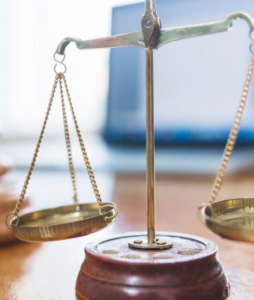 derecho civil y comercial